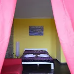 Residenze L'isola Surf House Hotel Palau