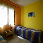 Residenze L'isola Surf House Hotel
