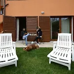 Residenze L'isola Surf House Hotel
