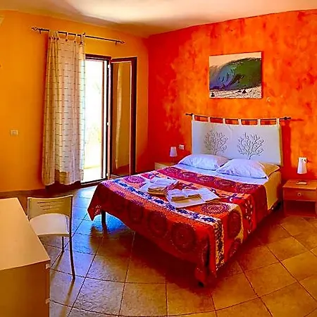 Residenze L'isola Surf House 4*