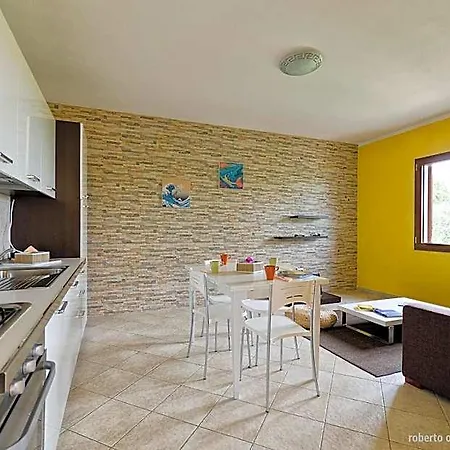 Residenze L'isola Surf House Hotel 4*