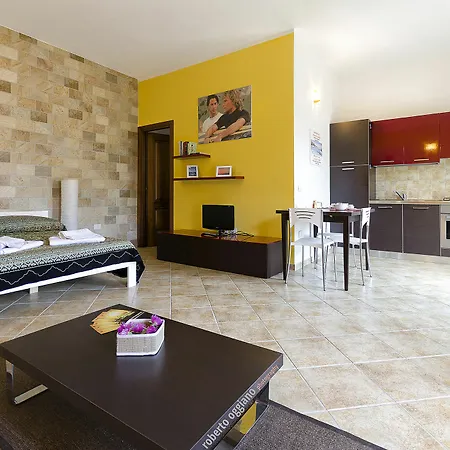 Residenze L'isola Surf House Hotel