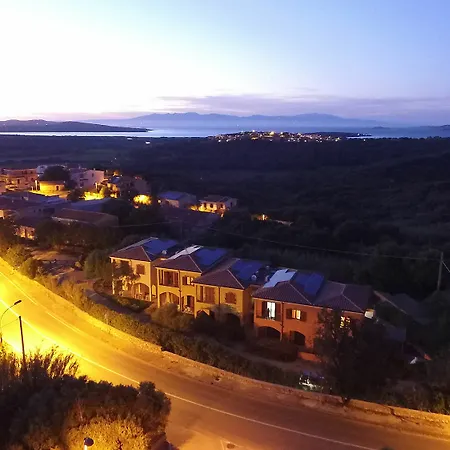 Residenze L'isola Surf House 4* Palau