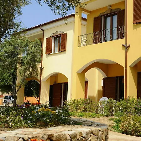Residenze L'isola Surf House 4* Palau