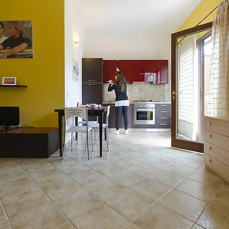L'isola Surf House Apartment Palau